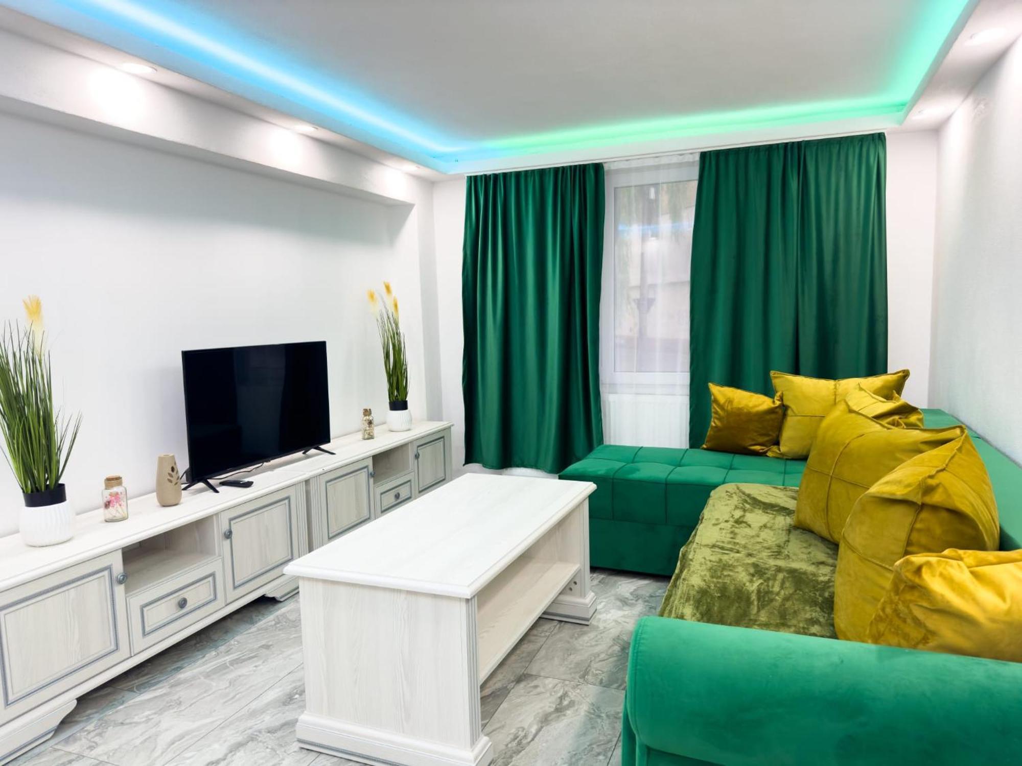 Citadel Majestic Apartment *
